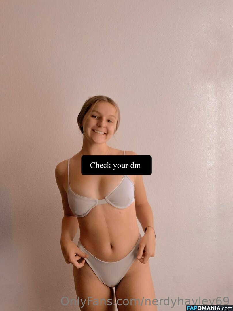 jhurley61299 / kittenjojo18 / nerdyhayley69 Desnudo OnlyFans  Foto filtrada #6