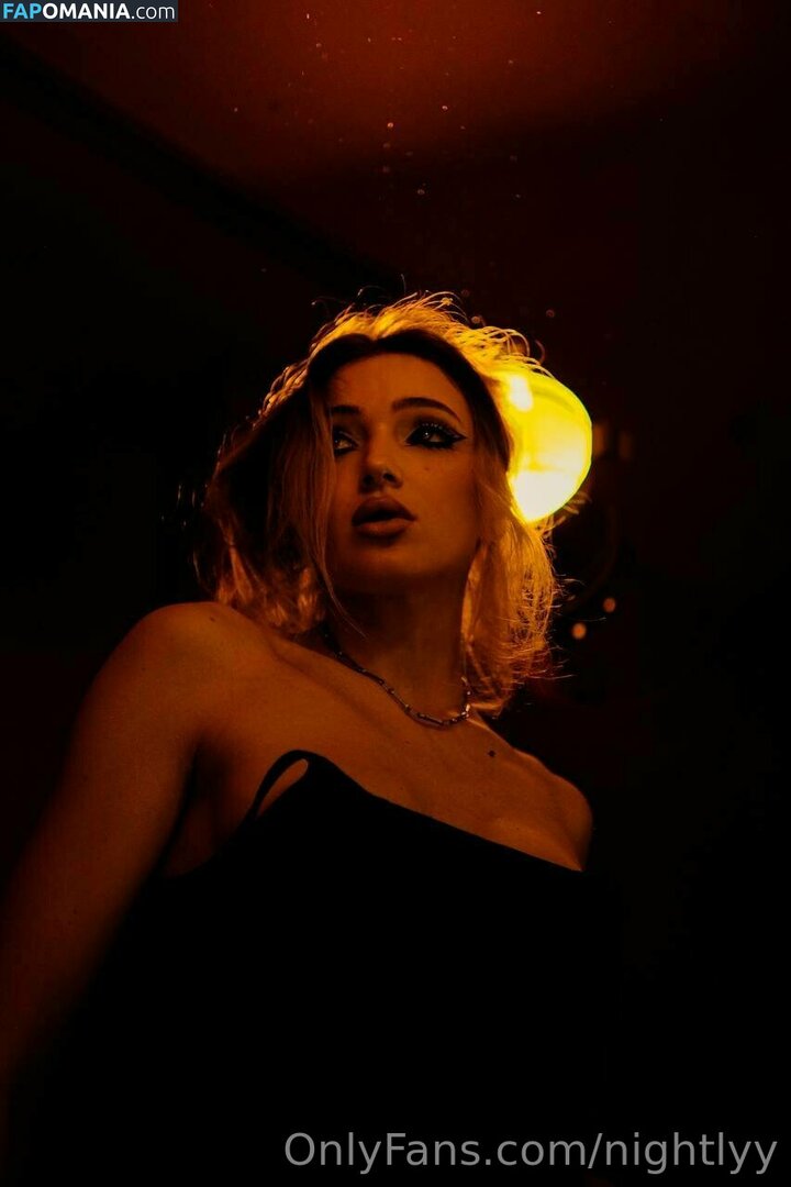 elara_moonq / nightly / nightlyy Desnudo OnlyFans  Foto filtrada #2
