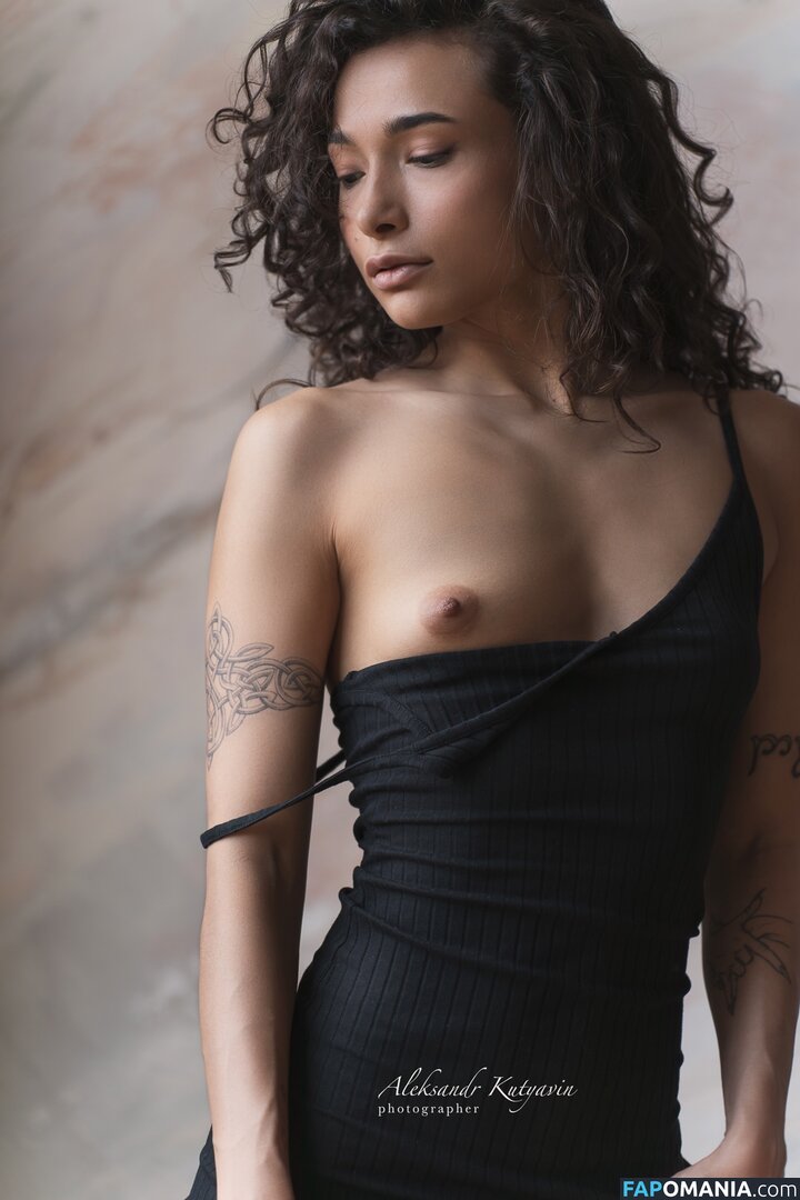 Lily Hayjes / Nikol Beylik / Wandaweb / nikolxxnikol / pronixyy Desnudo OnlyFans  Foto filtrada #895
