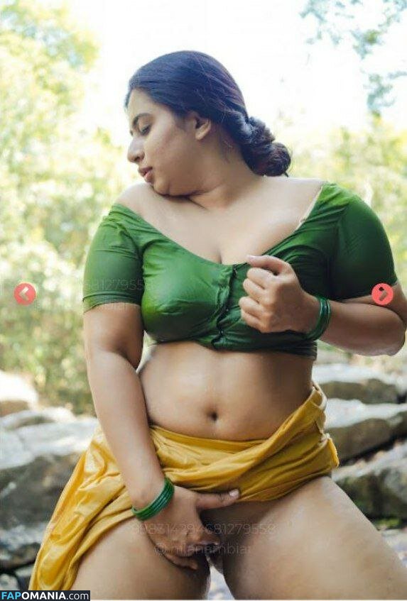 Nila Nambiar / Smera1695 / nilanambiar Desnudo OnlyFans  Foto filtrada #7