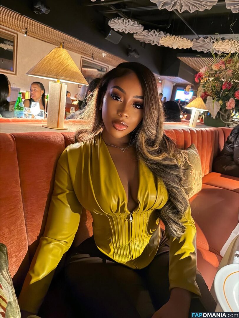 Nneka / _KissAndBlush / https: / whoisnneka Desnudo OnlyFans  Foto filtrada #3