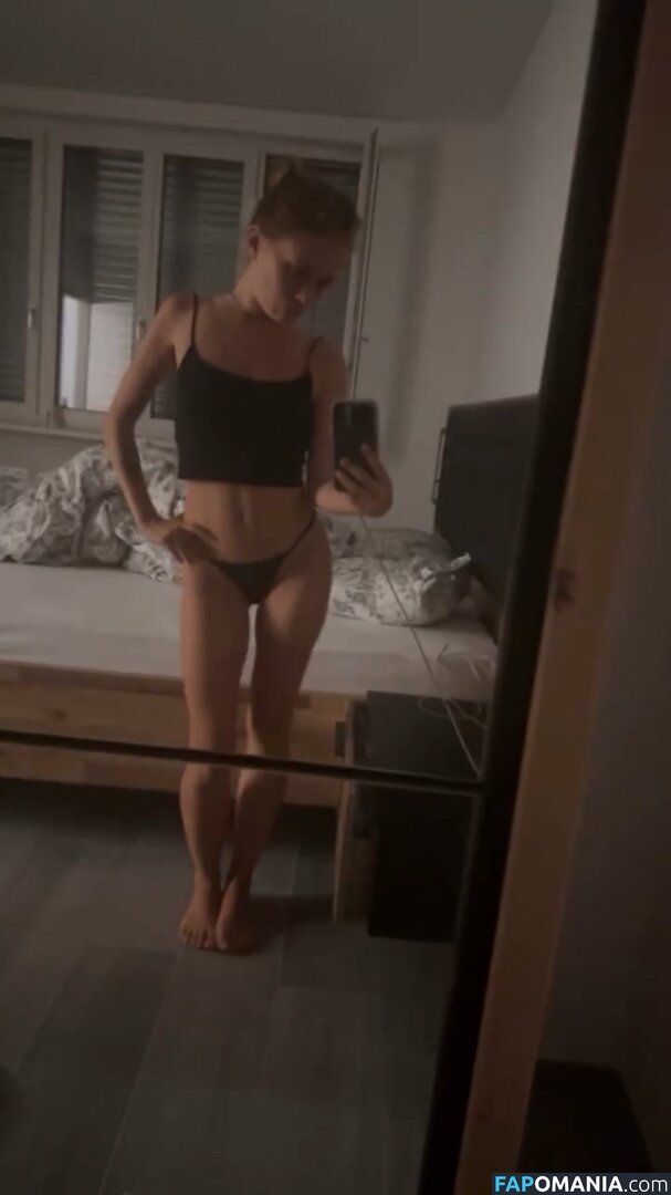 Noramodificataxxx Desnudo OnlyFans  Foto filtrada #7