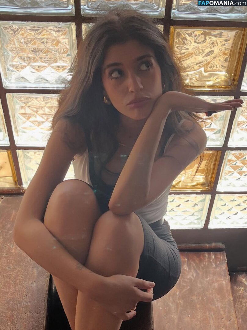 Nourine Abouseada / https: / nourineabouseada Desnudo OnlyFans  Foto filtrada #17