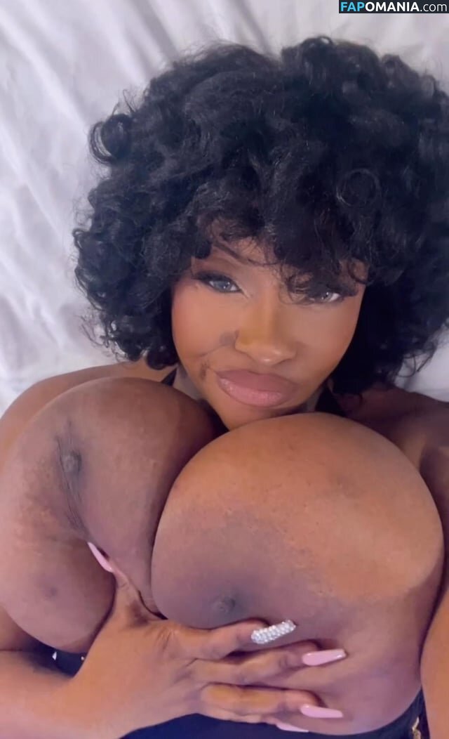 https: / novabaeethestarr Desnudo OnlyFans  Foto filtrada #3