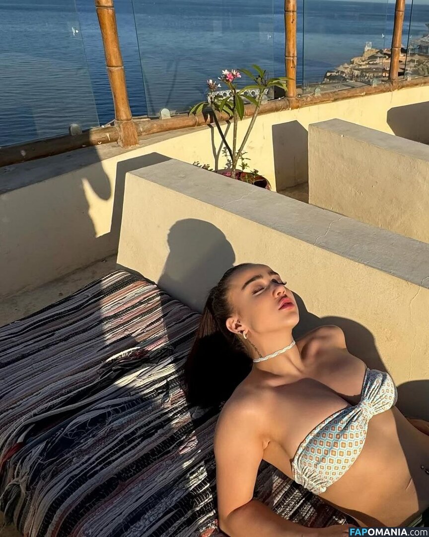 Nurseli Aksoy / https: / punknurseli Desnudo OnlyFans  Foto filtrada #16