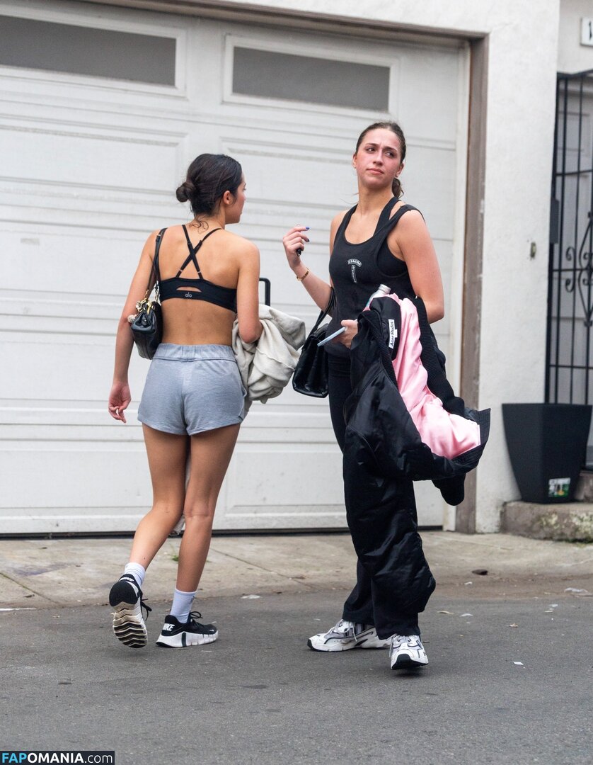 Olivia Rodrigo / oliviarodrigo Desnudo OnlyFans  Foto filtrada #57