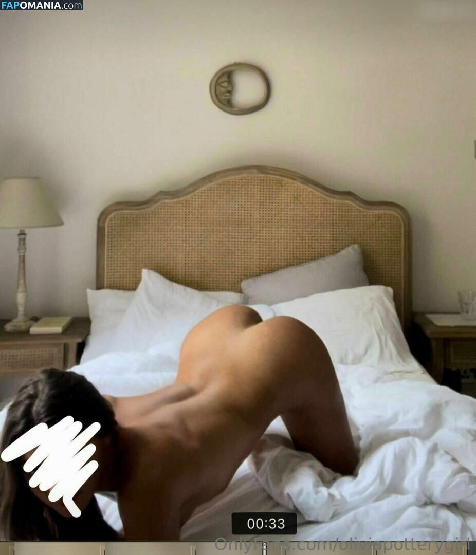 Olivia Webb / Potterygirl / oliviahamerwebb / oliviapotterygirl Desnudo OnlyFans  Foto filtrada #8