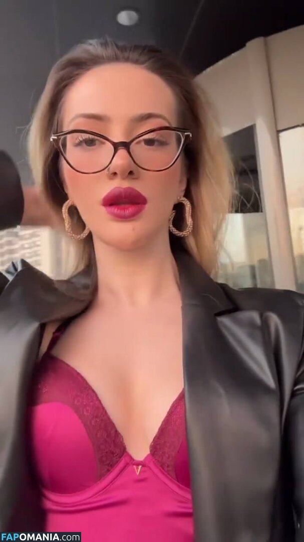 Oznur Guven / oz_nurunuz / oznurunuz / oznurunuzz Desnudo OnlyFans  Foto filtrada #217