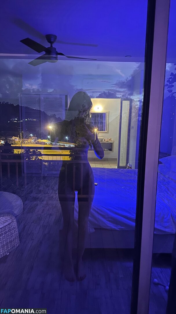 AnnaDellart / Pachka.ani / annushk.art Desnudo OnlyFans  Foto filtrada #4