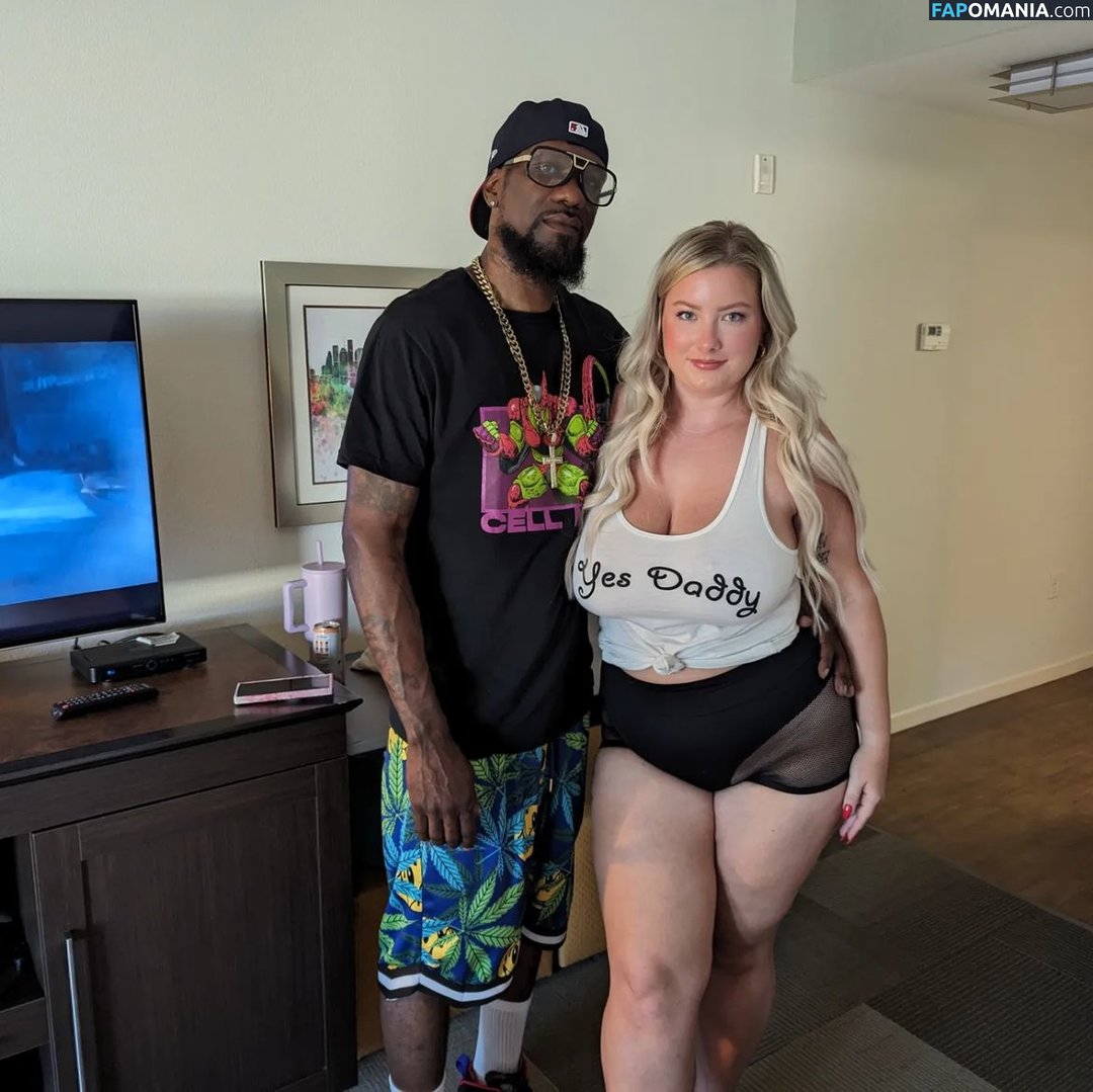 Mckenna Rae / Pawgdownthestreet121 / mckenna_rae121 Desnudo OnlyFans  Foto filtrada #19
