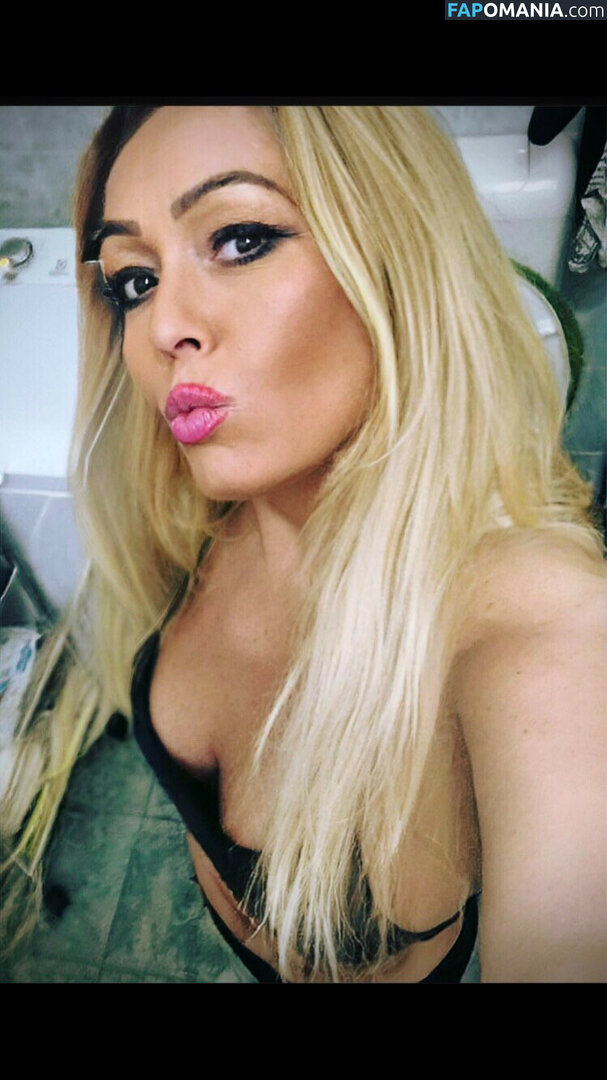 amator_csajok / f.lillaa / petratimea Desnudo OnlyFans  Foto filtrada #666