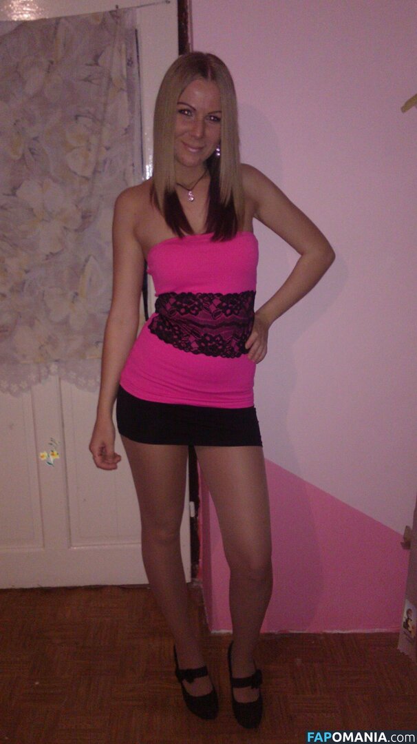 amator_csajok / f.lillaa / petratimea Desnudo OnlyFans  Foto filtrada #1244