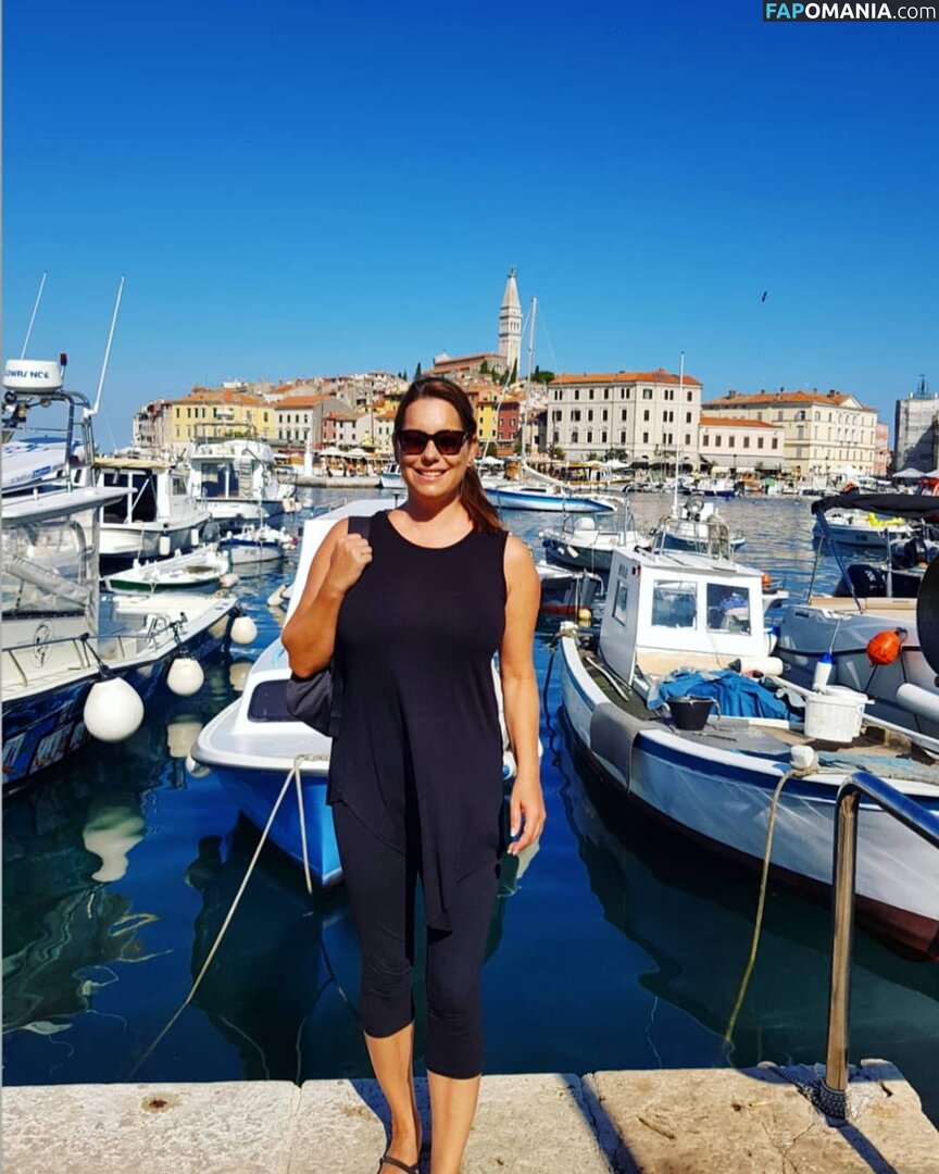 amator_csajok / f.lillaa / petratimea Desnudo OnlyFans  Foto filtrada #2683