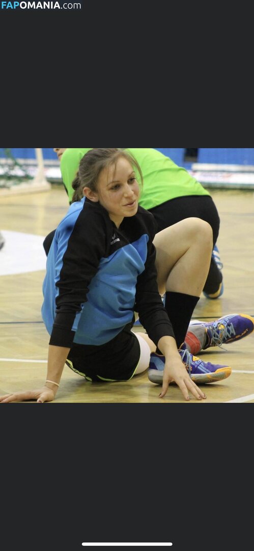 amator_csajok / f.lillaa / petratimea Desnudo OnlyFans  Foto filtrada #2694