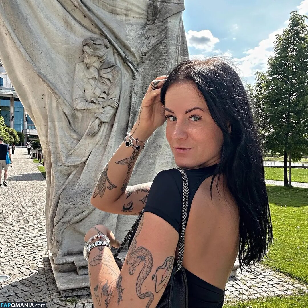 amator_csajok / f.lillaa / petratimea Desnudo OnlyFans  Foto filtrada #2744