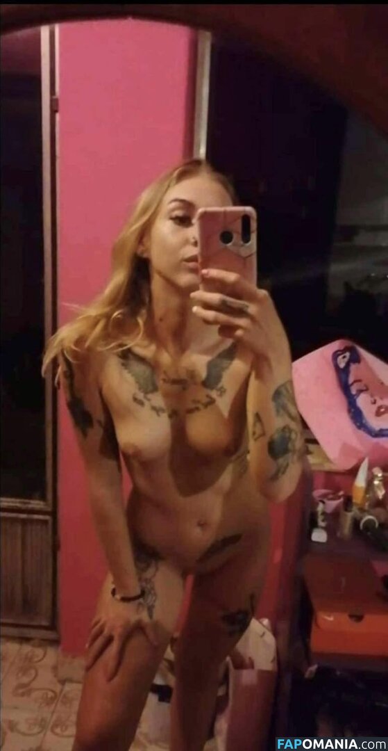 amator_csajok / f.lillaa / petratimea Desnudo OnlyFans  Foto filtrada #2774