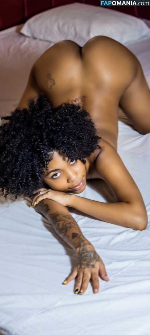 Pretinha Claire / https: / pretinhaclaire Desnudo OnlyFans  Foto filtrada #4