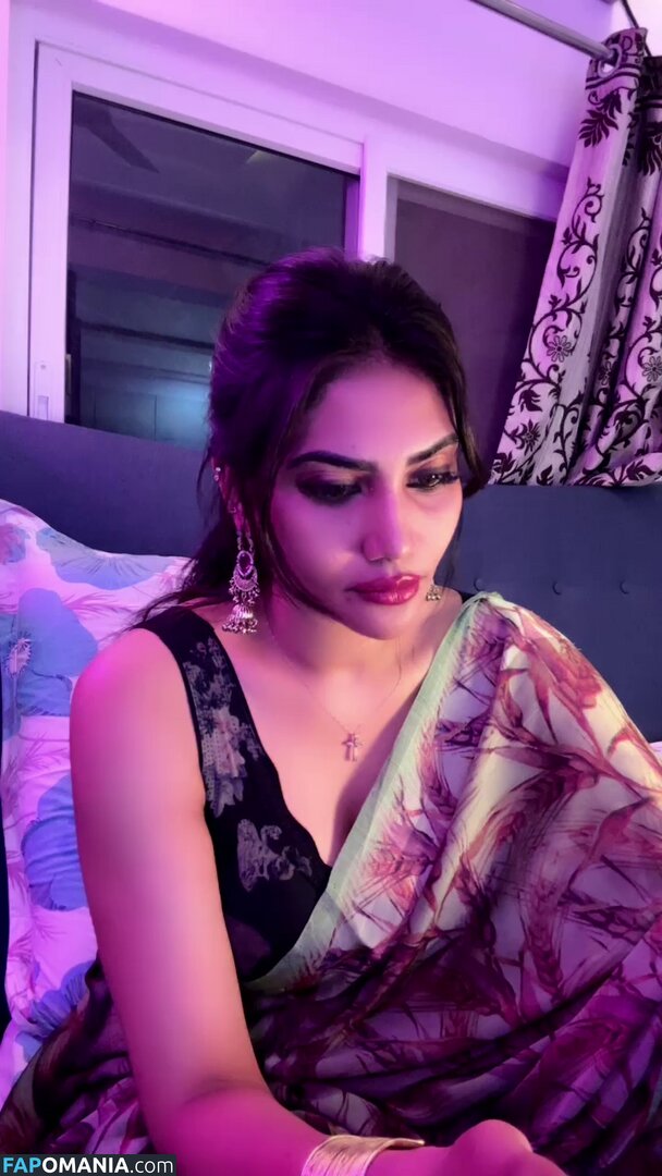 Priya Naidu / priya_naidu0422 Desnudo OnlyFans  Foto filtrada #1