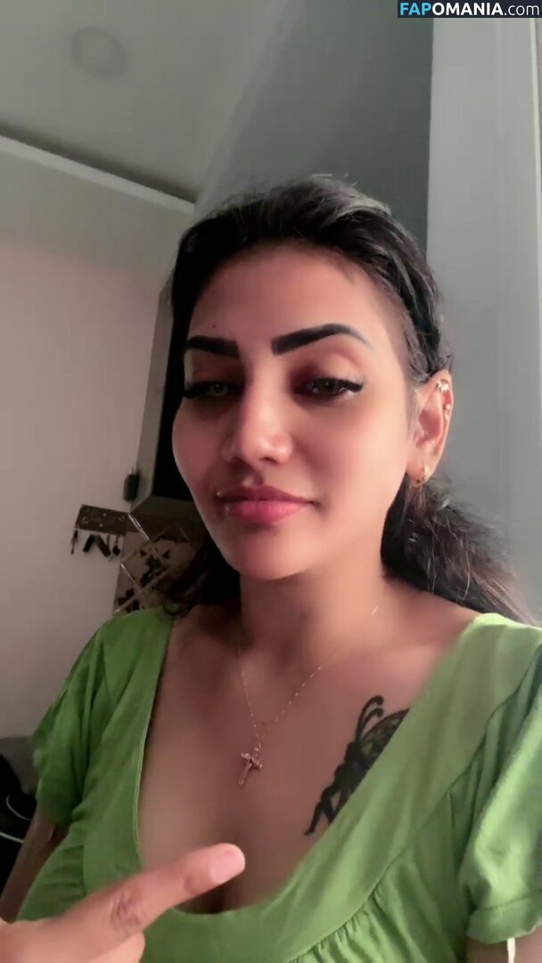 Priya Naidu / priya_naidu0422 Desnudo OnlyFans  Foto filtrada #4