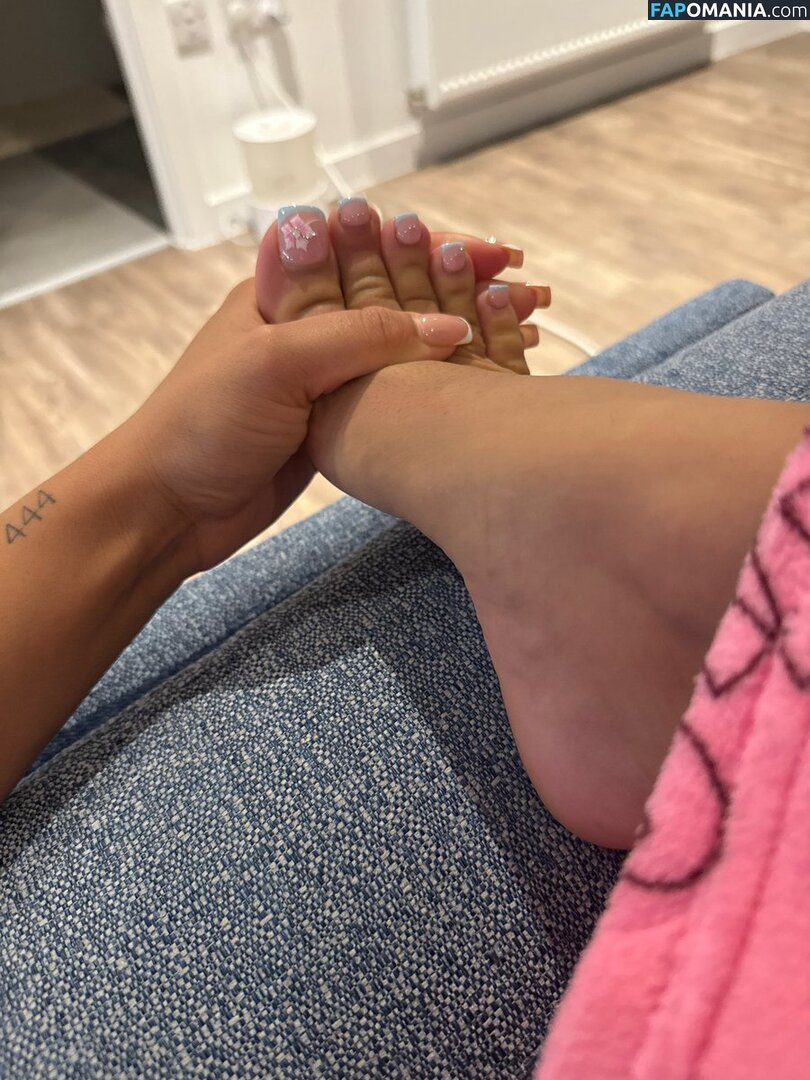 purelybamb Desnudo OnlyFans  Foto filtrada #5