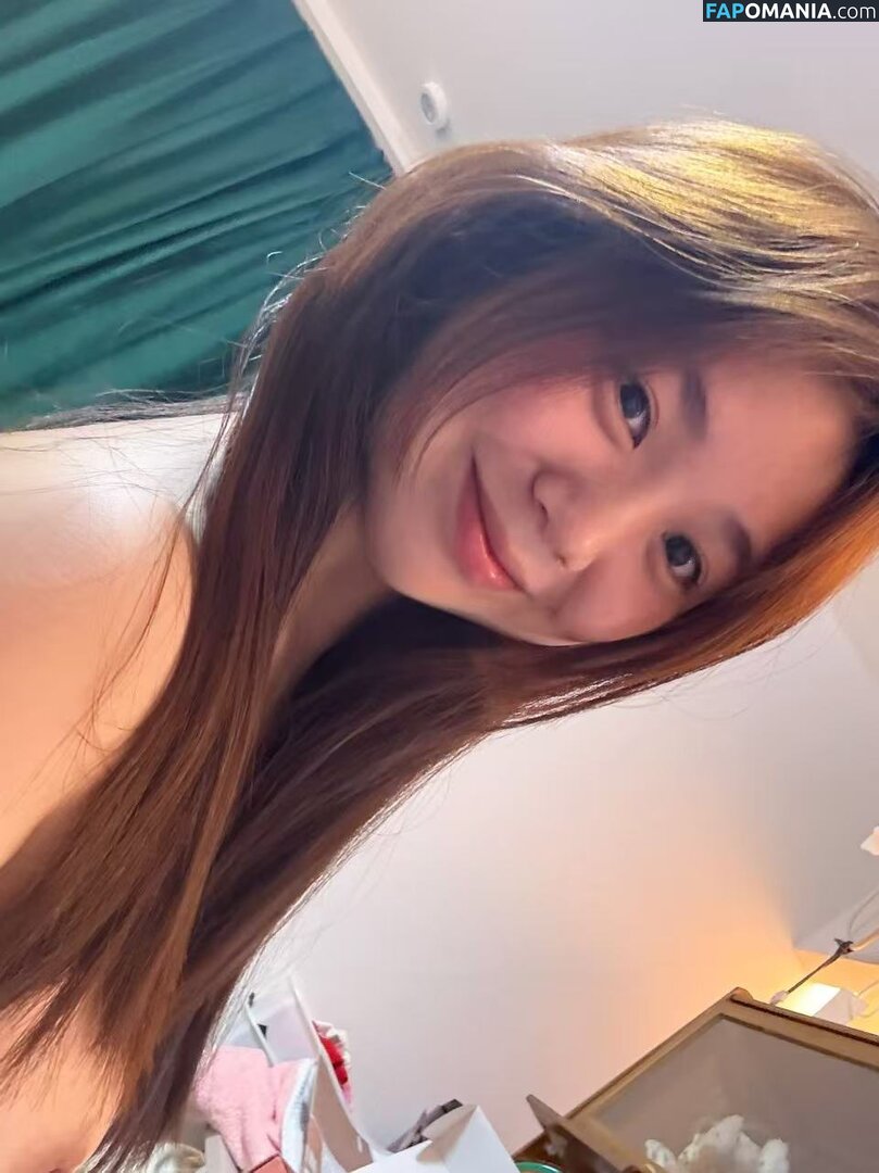 https: / qianqianwan96 Desnudo OnlyFans  Foto filtrada #1