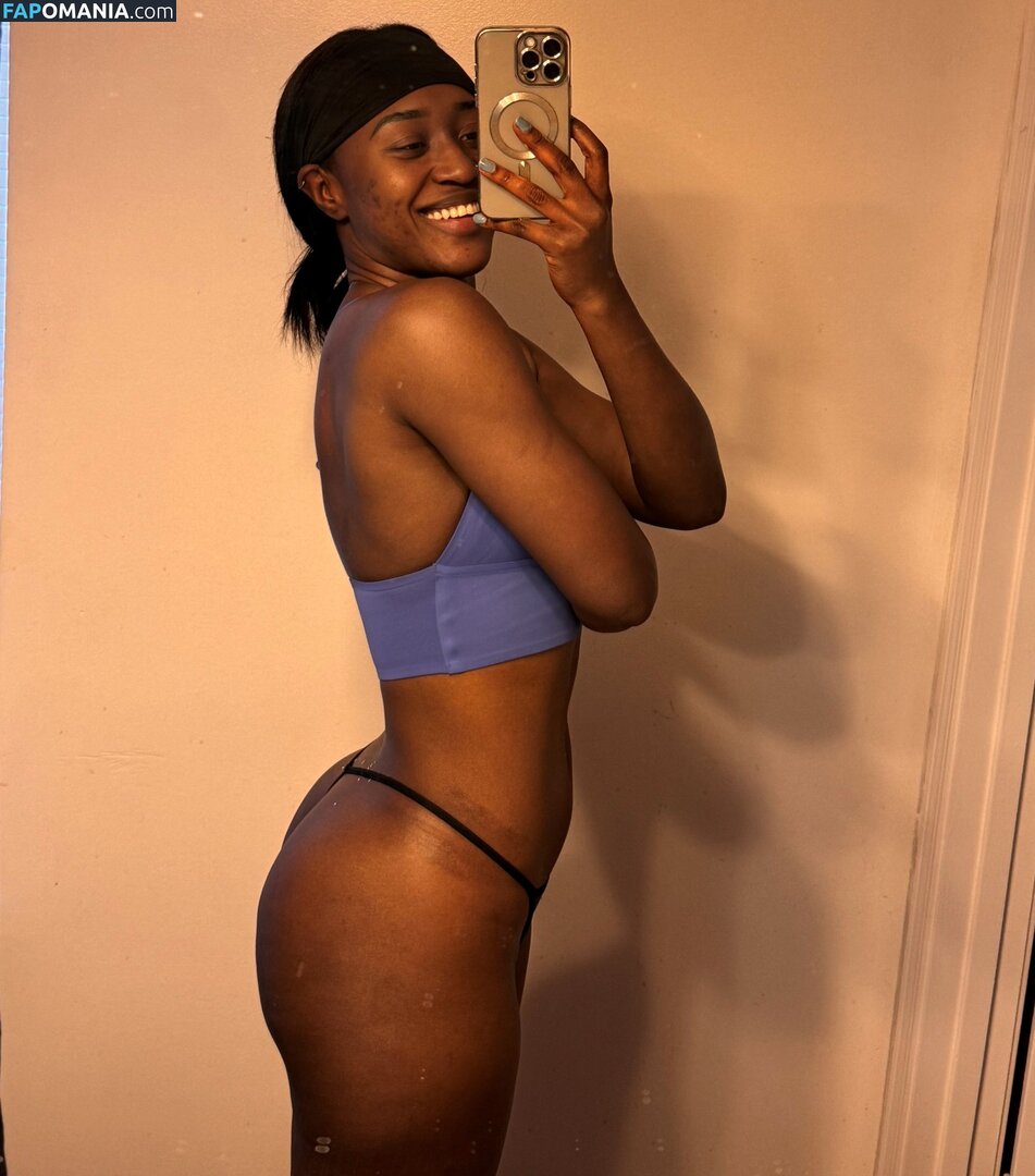Queen Aminata / Queenaminata / amisylle / amisylle - AEW Desnudo OnlyFans  Foto filtrada #7