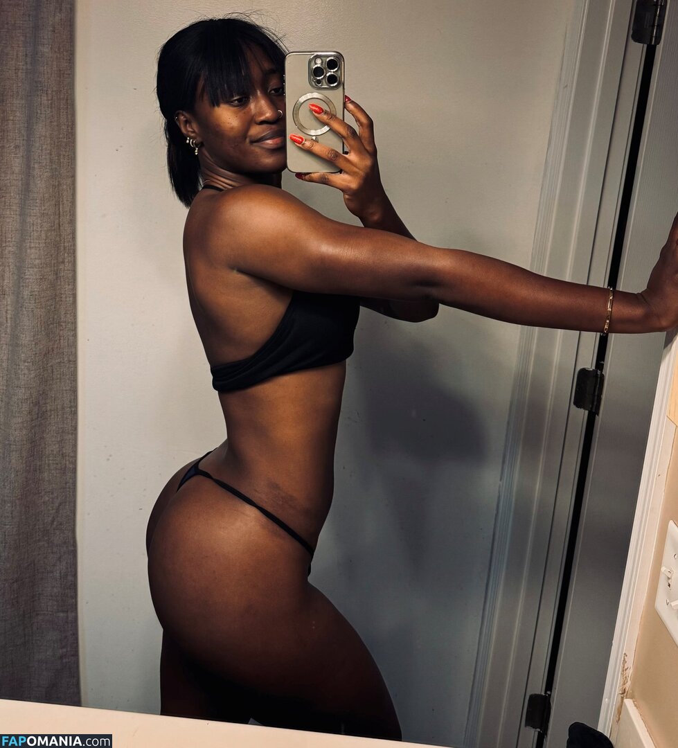 Queen Aminata / Queenaminata / amisylle / amisylle - AEW Desnudo OnlyFans  Foto filtrada #9