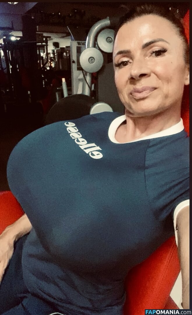 QueenMuscleBoobs Desnudo OnlyFans  Foto filtrada #12