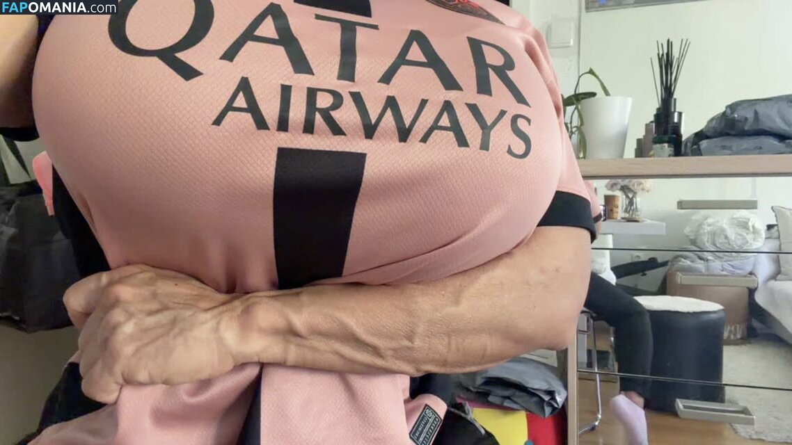 QueenMuscleBoobs Desnudo OnlyFans  Foto filtrada #24