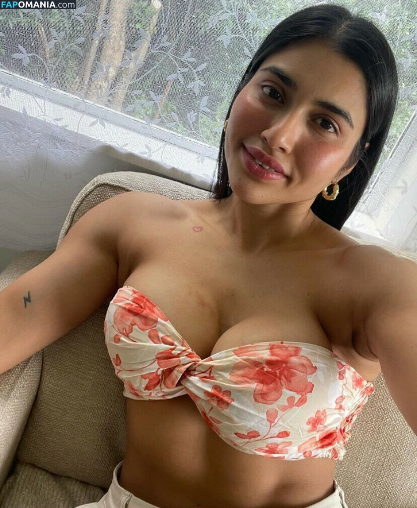 Ravina Patel / its_ravina2429 / its_shoaibravina / unfilteredme Desnudo OnlyFans  Foto filtrada #9