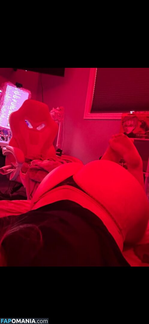 _.raya_nielsen / rjnielsen77 Desnudo OnlyFans  Foto filtrada #8