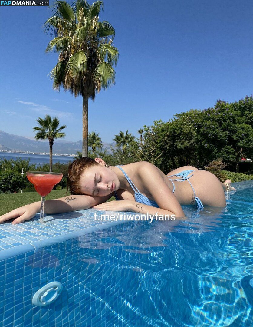 Renata Valliulina / renata_ri / riwww.__ Desnudo OnlyFans  Foto filtrada #80