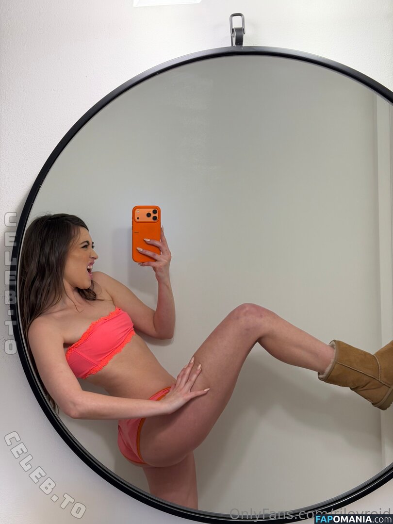 Riley Reid / RileyReidTikTok / hellorileyreid / rileyreidx3 Desnudo OnlyFans  Foto filtrada #4
