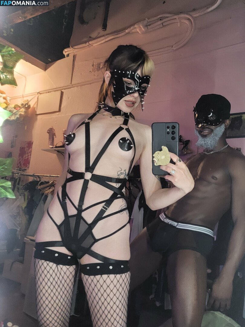 Rita Stark / RitaLolita / brattyrita / ritastark / ritastark__ Desnudo OnlyFans  Foto filtrada #140