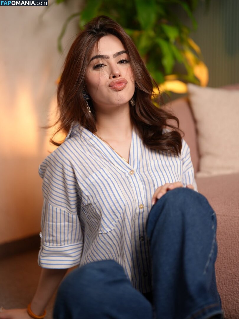 Riva Arora / https: / riva.arora.1 / riva.aroraofficial / rivarora_ Desnudo OnlyFans  Foto filtrada #16