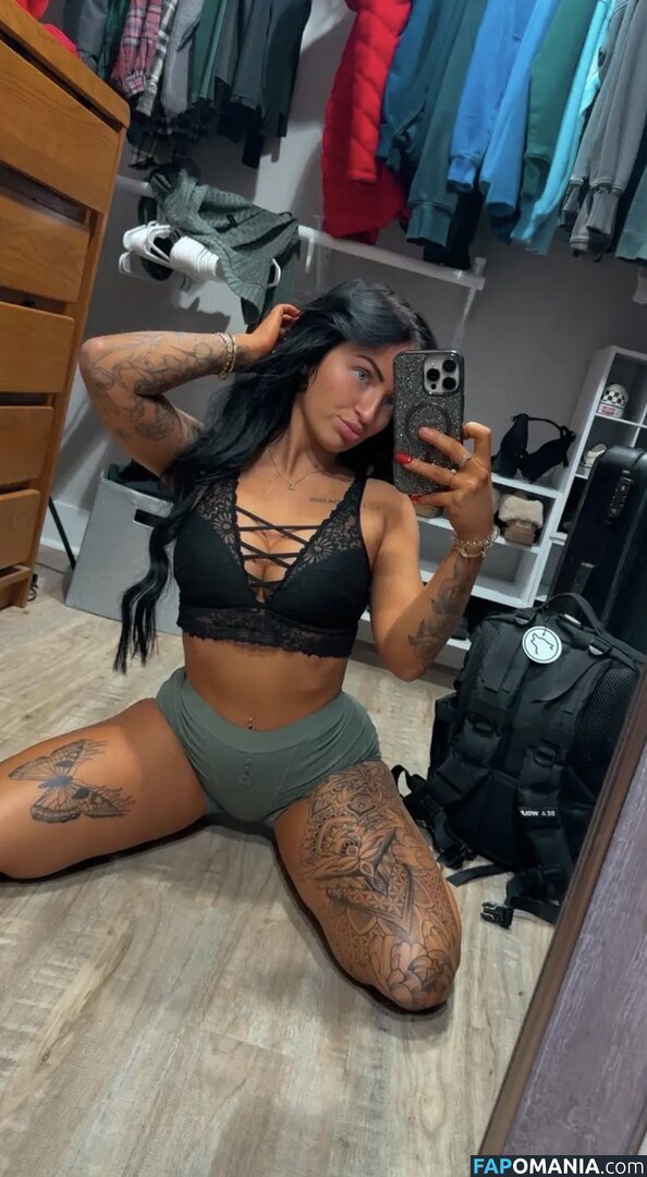 Petitetattedplati / Ronika Eskins / ronika_eskins Desnudo OnlyFans  Foto filtrada #8