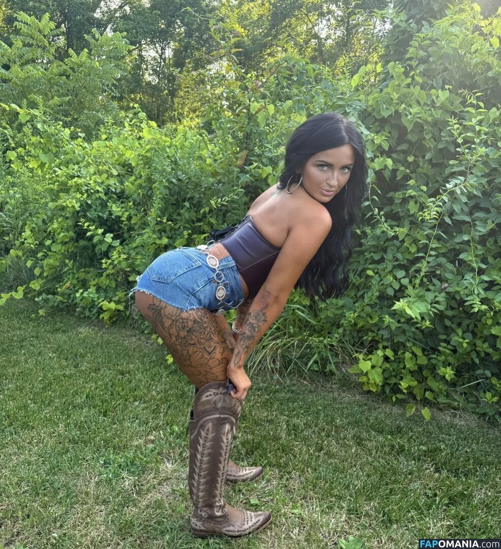 Petitetattedplati / Ronika Eskins / ronika_eskins Desnudo OnlyFans  Foto filtrada #13