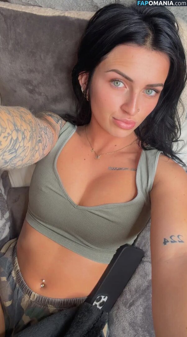 Petitetattedplati / Ronika Eskins / ronika_eskins Desnudo OnlyFans  Foto filtrada #41