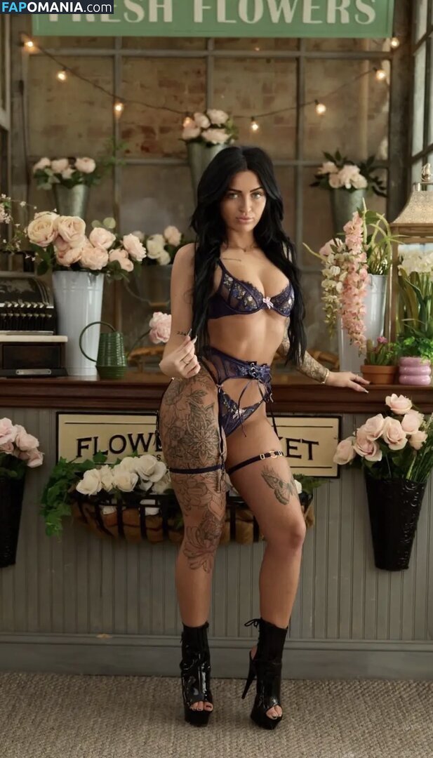 Petitetattedplati / Ronika Eskins / ronika_eskins Desnudo OnlyFans  Foto filtrada #119