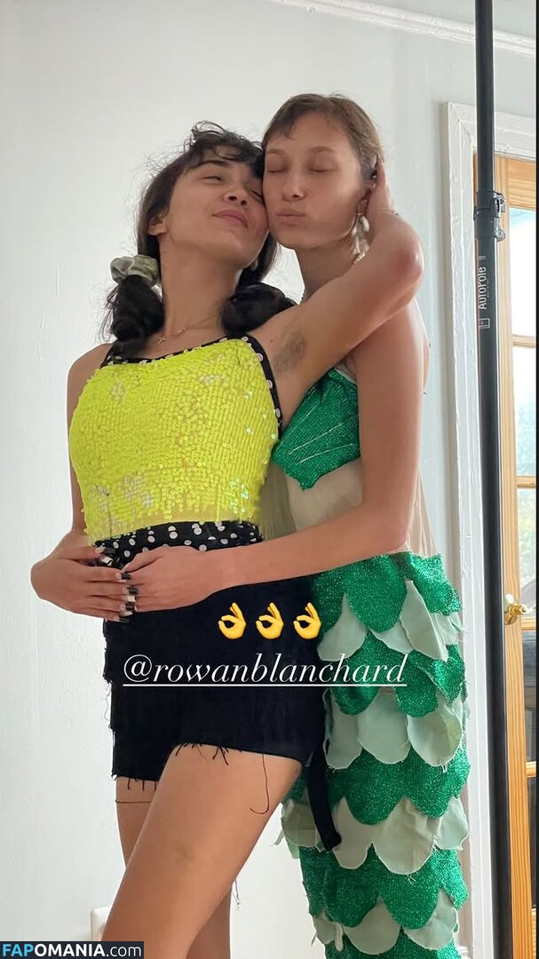 Rowan Blanchard / Simp Chat / https: / rowanblanchard Desnudo OnlyFans  Foto filtrada #531