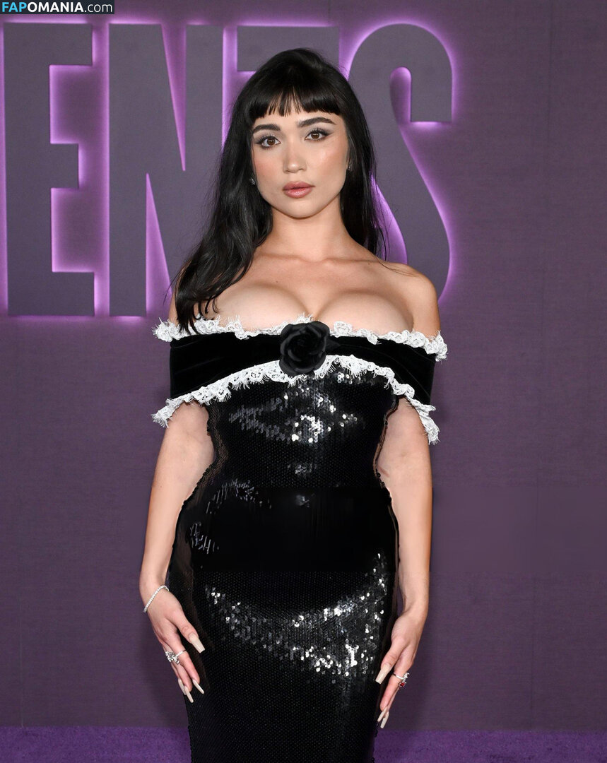 Rowan Blanchard / Simp Chat / https: / rowanblanchard Desnudo OnlyFans  Foto filtrada #544