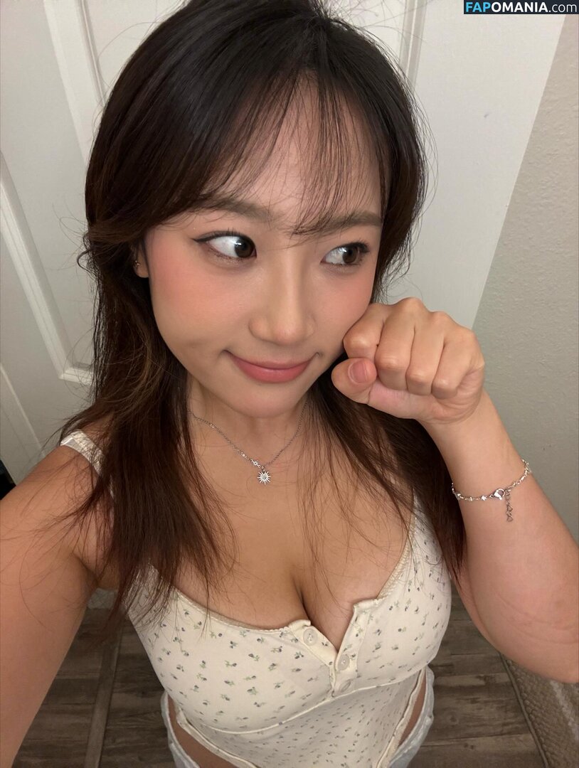 Rubyzhu / rubyzhu1204 Desnudo OnlyFans  Foto filtrada #13