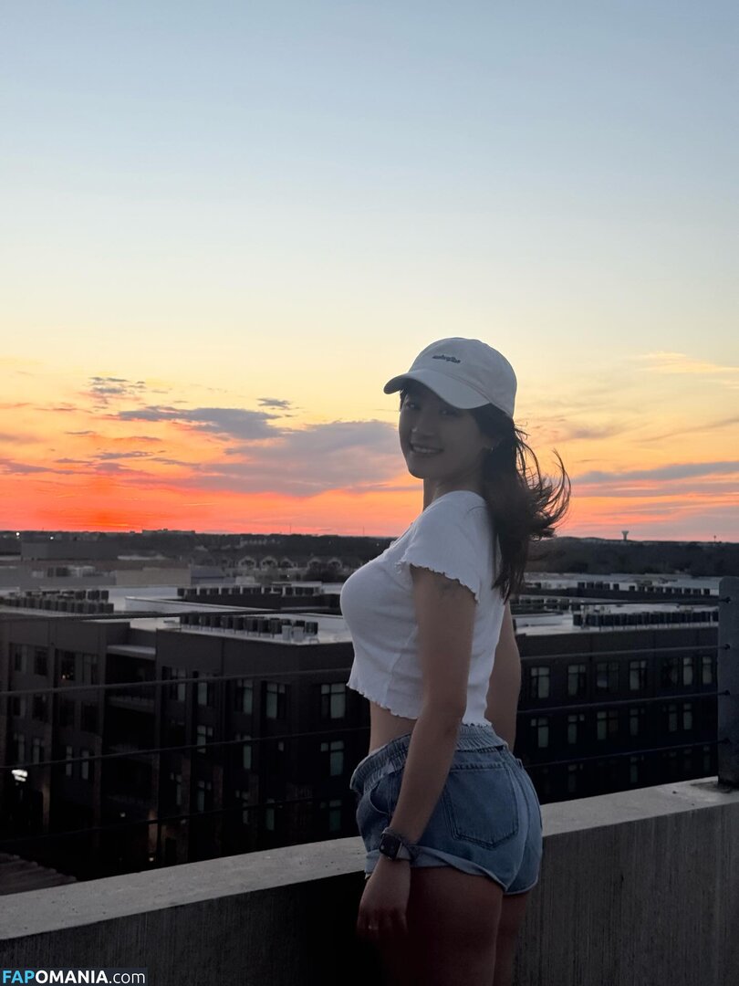 Rubyzhu / rubyzhu1204 Desnudo OnlyFans  Foto filtrada #14