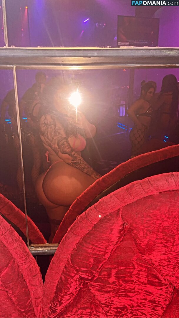 Ruthlesshg  / https: / mscarlettredd / ruthlesshg Desnudo OnlyFans  Foto filtrada #2