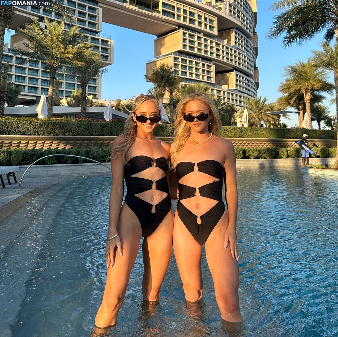 Rybka Twins / TheRybkaTwins / gosudarynia_rybka / rybkatwinsofficial / twins_rybka Desnudo OnlyFans  Foto filtrada #8