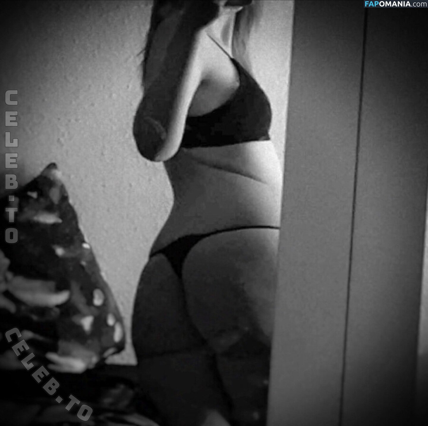 Ryumeike / melyraeike / melyraeikemodel Desnudo OnlyFans  Foto filtrada #6