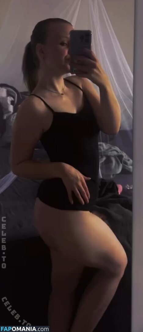 Ryumeike / melyraeike / melyraeikemodel Desnudo OnlyFans  Foto filtrada #7