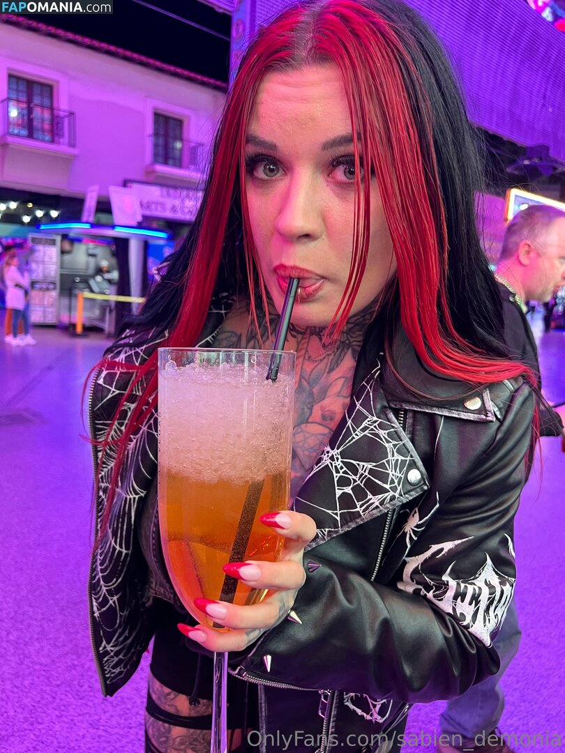 Sabien Demonia / sabien_demonia / sabiendemoniaofficial Desnudo OnlyFans  Foto filtrada #72