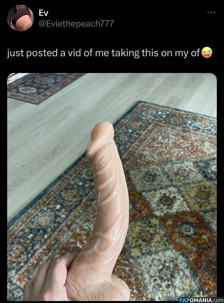 eviethepeach777 / sadisticxkisses Desnudo OnlyFans  Foto filtrada #1