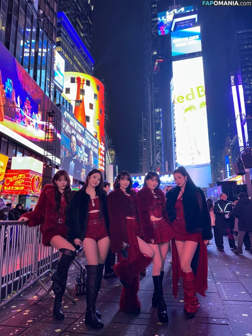 39saku_chan / LESSERAFIM / Sakura Miyawaki 宮脇 咲良 Desnudo OnlyFans  Foto filtrada #4